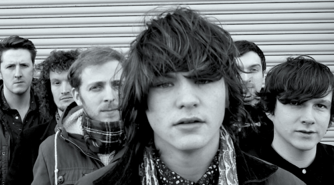 Presentando a… Neon Waltz