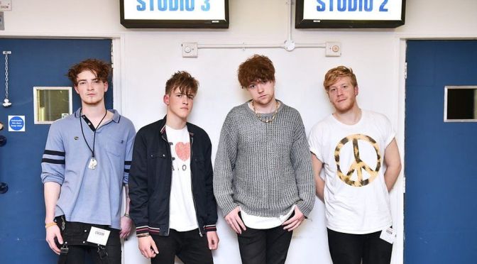 #2 Viola Beach – Boys That Sing